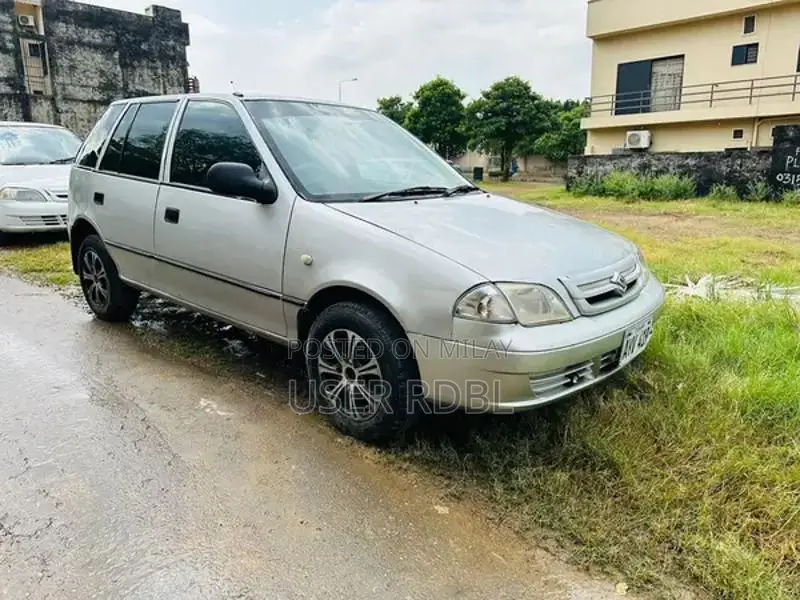 Suzuki Cultus 2005 CNG Sedan - Well-Maintained Family Car