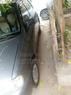 Photo - Suzuki Alto 2010 Compact City Car in Good Condition