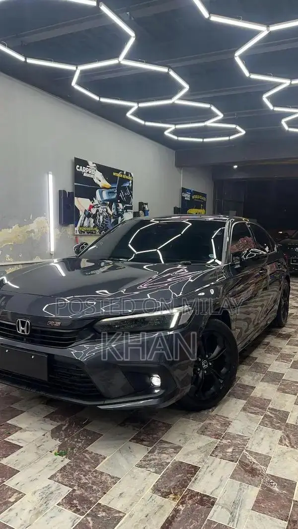 Honda Civic 2024 First Owner Sedan