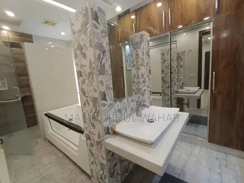 Luxury 5-Bedroom Fully Furnished Double Storey House