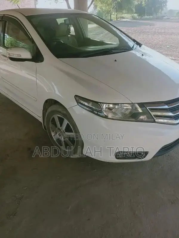 Honda City Sedan with Alloy Rims and New Tires