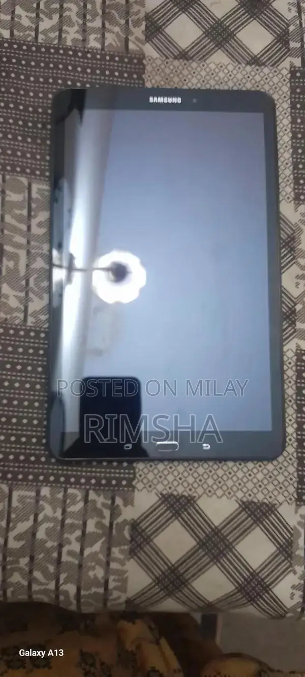 Samsung Galaxy Tab 16GB Tablet - Excellent Condition