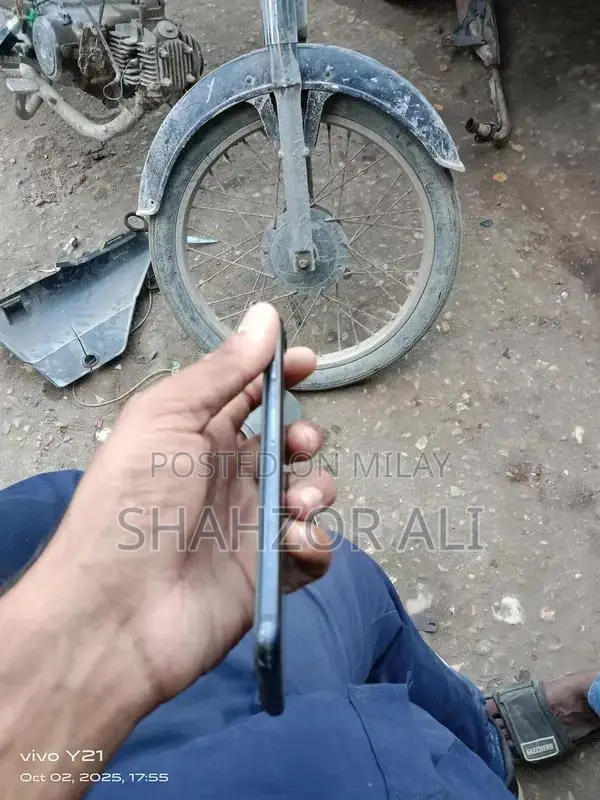 Apple iPhone 7 32GB Unlocked Smartphone