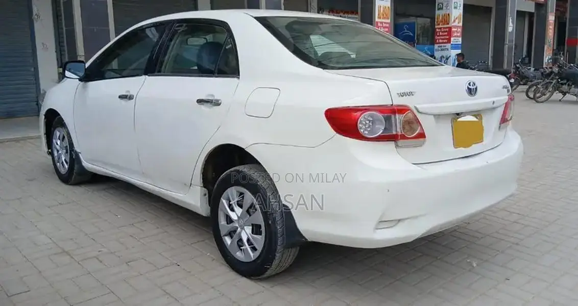 Toyota Corolla XLI Gli Sedan 2011 Fully Maintained