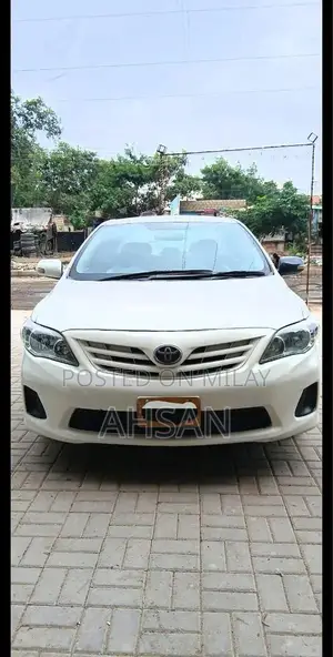 Toyota Corolla XLI Gli Sedan 2011 Fully Maintained