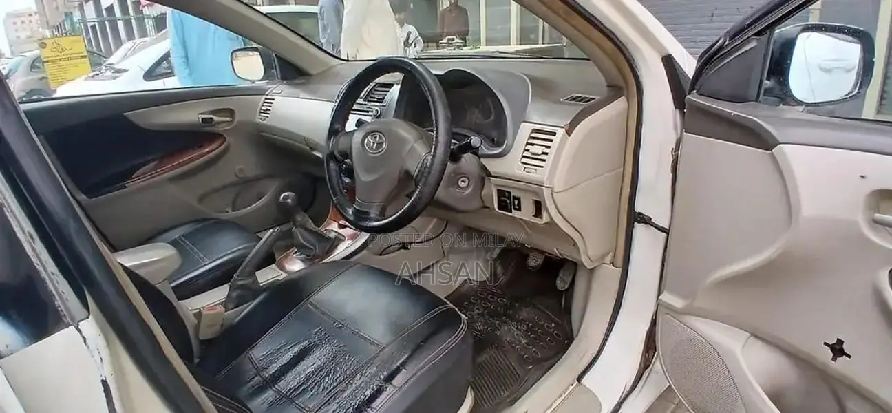 Toyota Corolla XLI Gli Sedan 2011 Fully Maintained