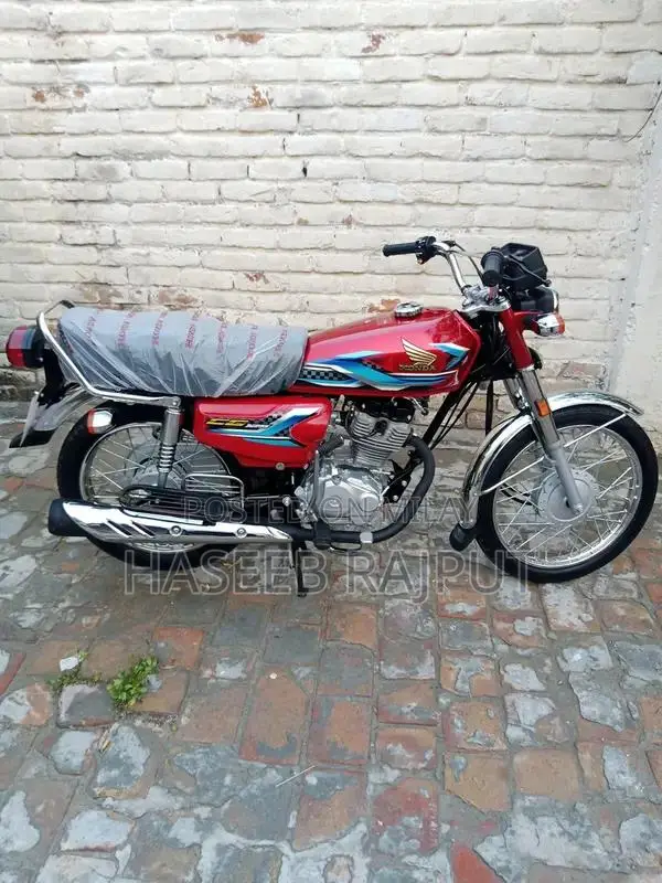 125cc Motorcycle in Excellent Condition - Low Mileage