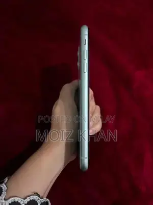 Apple iPhone 11 64GB Excellent Condition Unlocked