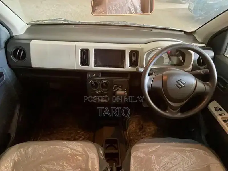 Suzuki Alto VXL AGS 2024 Compact Hatchback