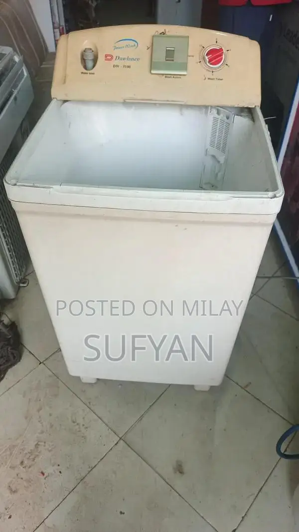 Compact Multifunctional Humidifier with Advanced Features