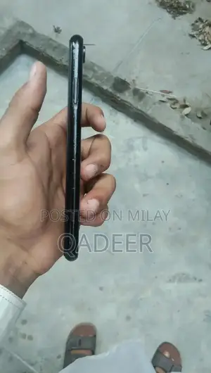 Apple iPhone XR 64GB Smartphone with Face ID