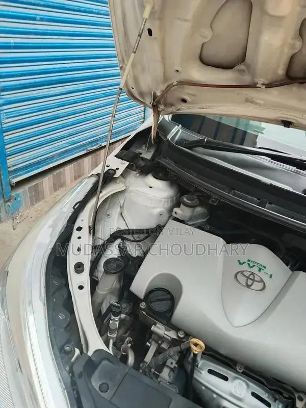 Toyota Corolla Yaris Compact Sedan