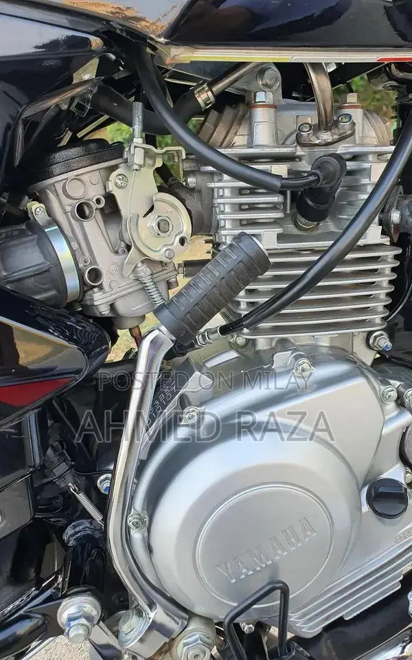 SC Project Touring Motorcycle - Single Cylinder Bike