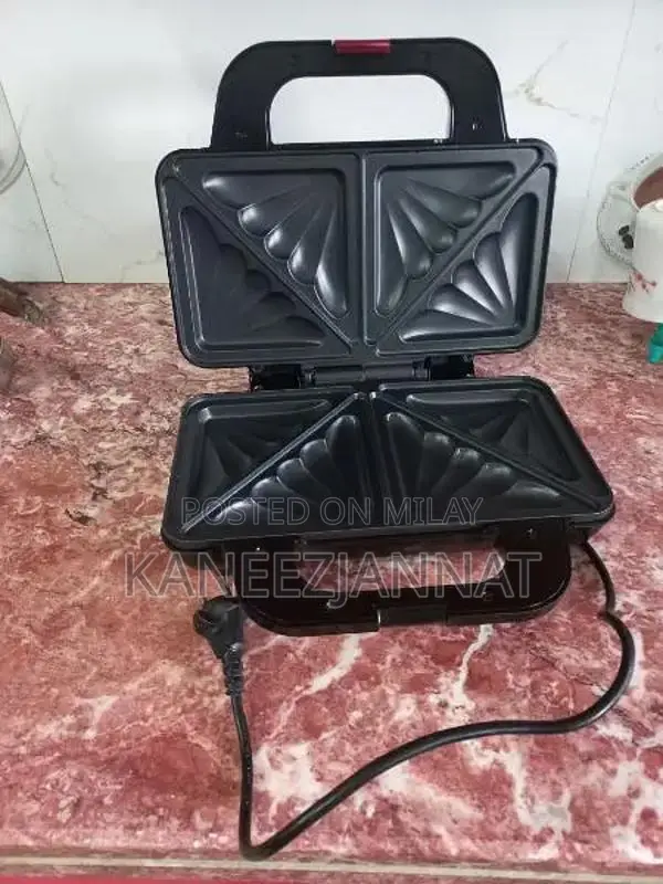 Kenwood Sandwich Maker - Barely Used, Excellent Condition