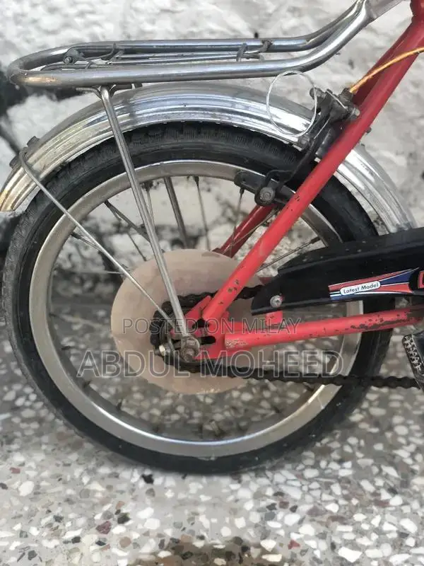 Kids Bicycle for Ages 7-12 - Durable and Fun Cycling Experience