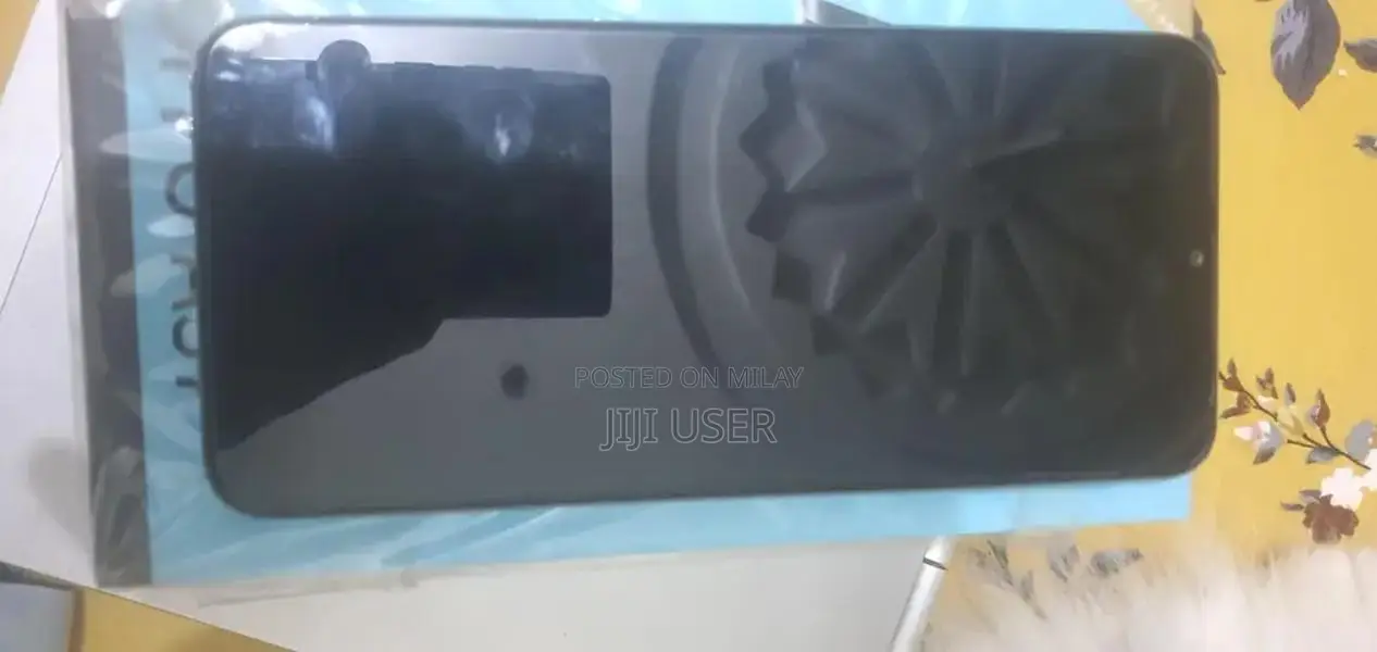 Oppo A57 Smartphone Excellent Condition with Original Box