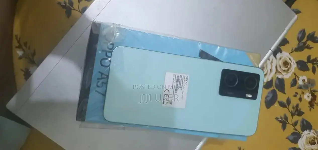Oppo A57 Smartphone Excellent Condition with Original Box