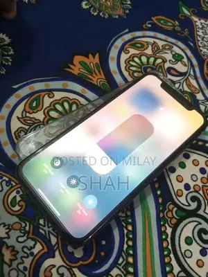 Factory Unlocked iPhone XS 64GB Smartphone