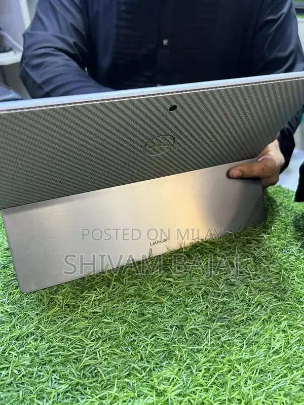 Dell Latitude 7320 Detachable Laptop - 11th Gen Intel Core i7