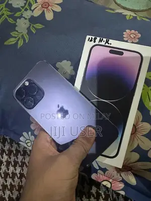 Photo - Apple iPhone 14 Pro Max Unlocked Smartphone