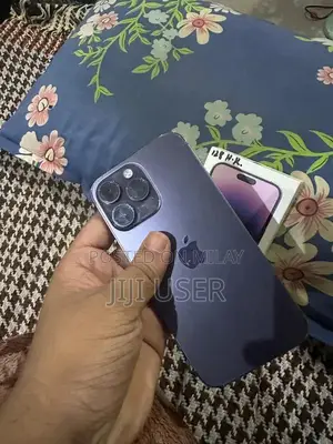 Apple iPhone 14 Pro Max Unlocked Smartphone