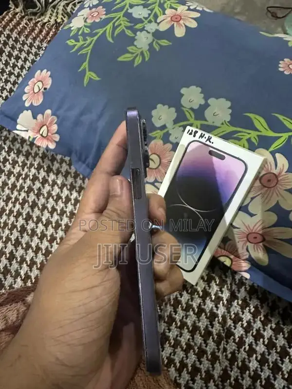 Apple iPhone 14 Pro Max Unlocked Smartphone