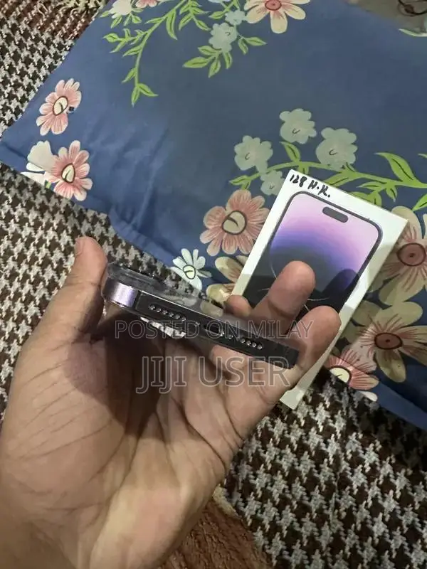 Apple iPhone 14 Pro Max Unlocked Smartphone