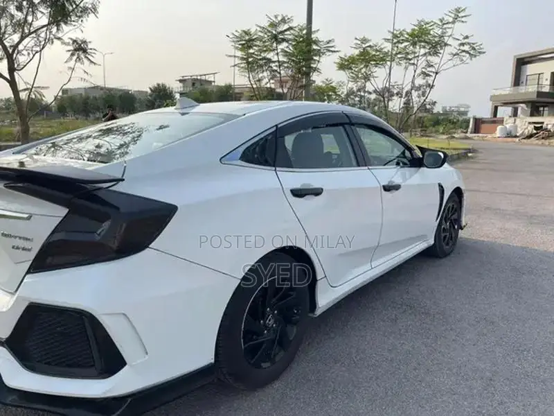 2017 Honda Civic Exotic Edition with Neon Interior and Sunroof