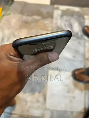 Apple iPhone 11 64GB Smartphone with Face ID