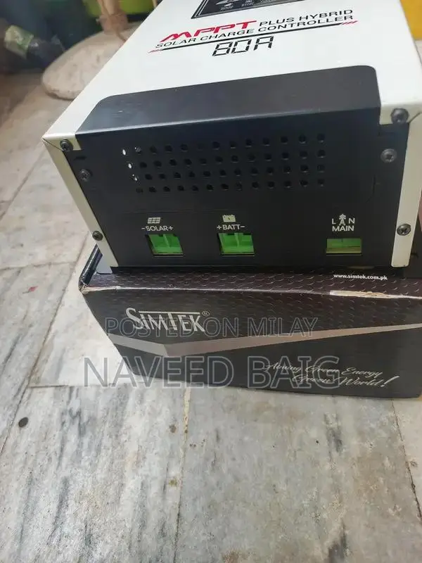 High-Performance Solar Inverter for Clean Energy Conversion