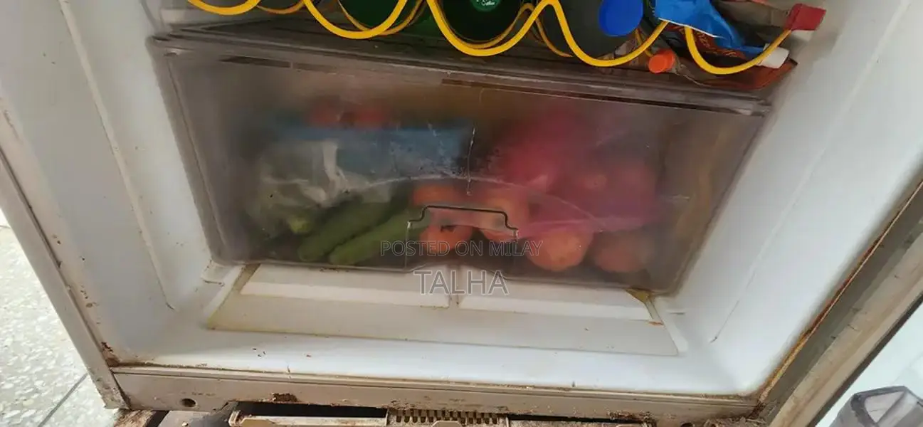 Dawlance Signature Refrigerator - Pre-Owned Appliance