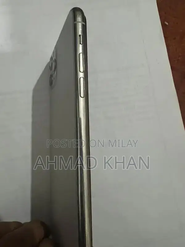 11 Pro Max Smartphone - Excellent Condition, Low Battery Wear