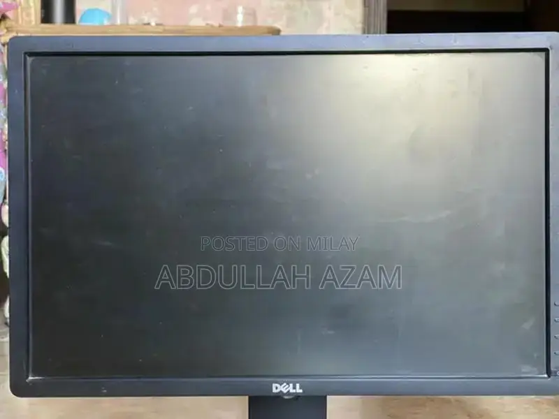 Dell 22-Inch LCD Monitor for Desktop or Office Use