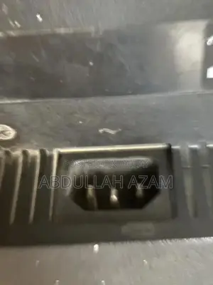 Dell 22-Inch LCD Monitor for Desktop or Office Use