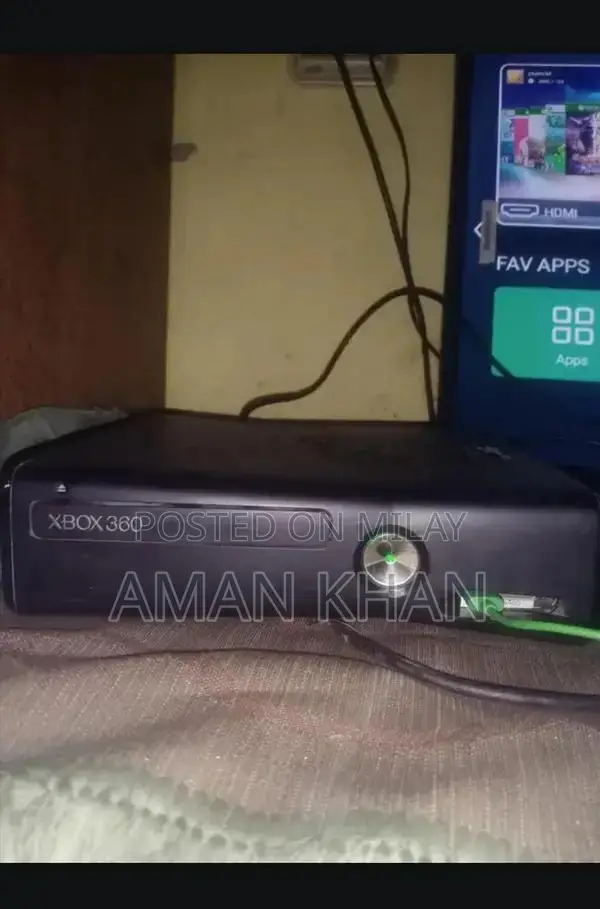 Xbox 360 Gaming Console with 73 Games and 2 Controllers