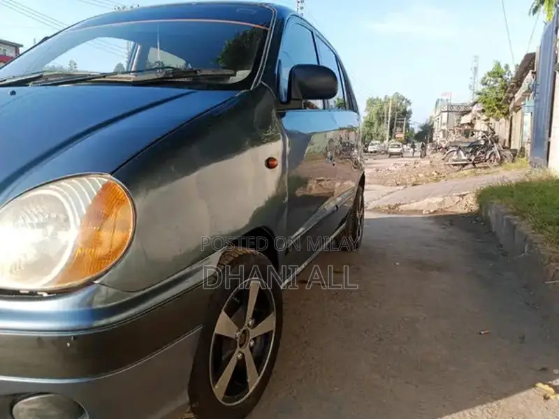 Hyundai Centro Sedan Reliable Family Car