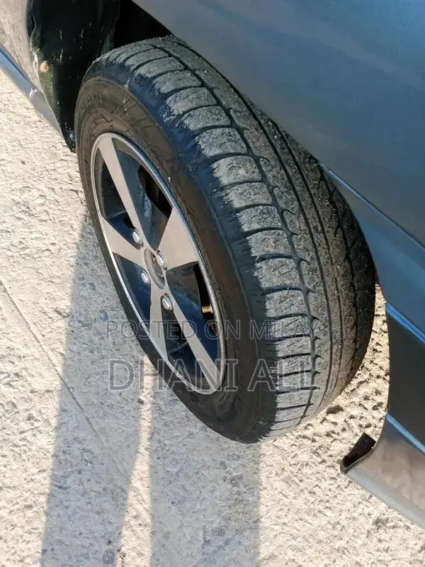 Hyundai Centro Sedan Reliable Family Car