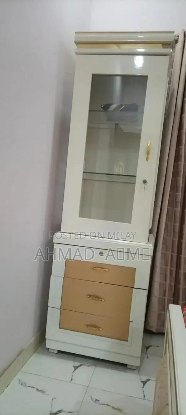 Complete Bedroom Furniture Set - Lightly Used