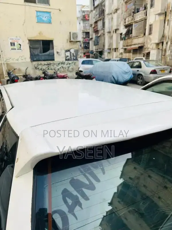 Cultus 2011 CNG Car with Modern Features