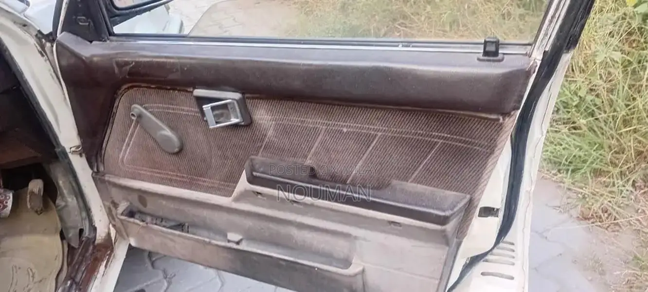 Toyota Corolla Sedan 1986-1993 Classic Compact Car