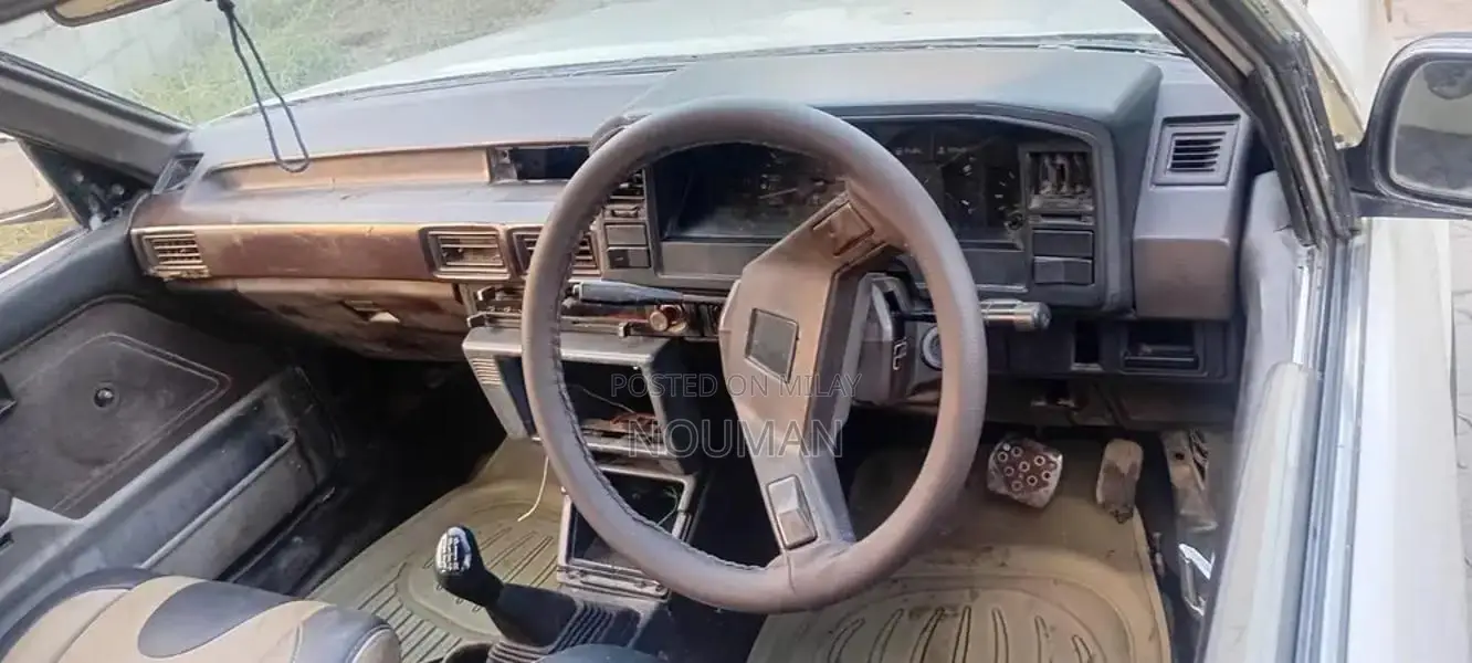 Toyota Corolla Sedan 1986-1993 Classic Compact Car