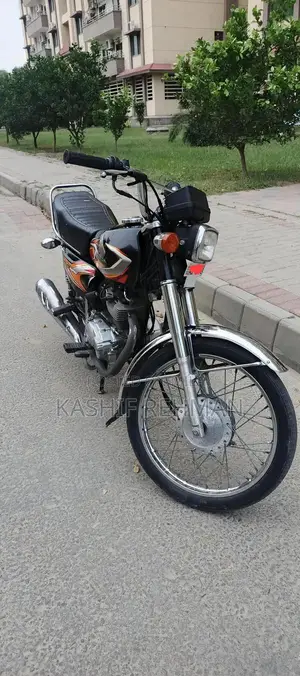 Honda CG 125 Motorcycle - Well Maintained Low Mileage Bike