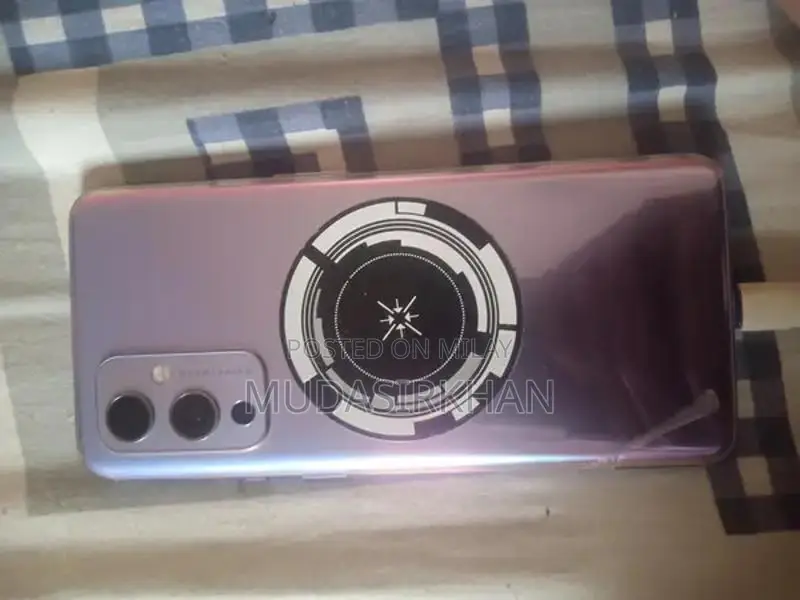 OnePlus 9 Smartphone - 90 FPS Gaming, Good Condition, Fully Functional