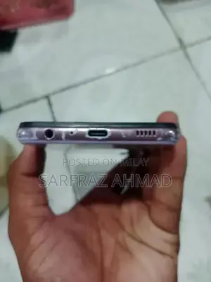 Apple iPhone X 64GB - Functional Battery, Needs Minor Tech Repair