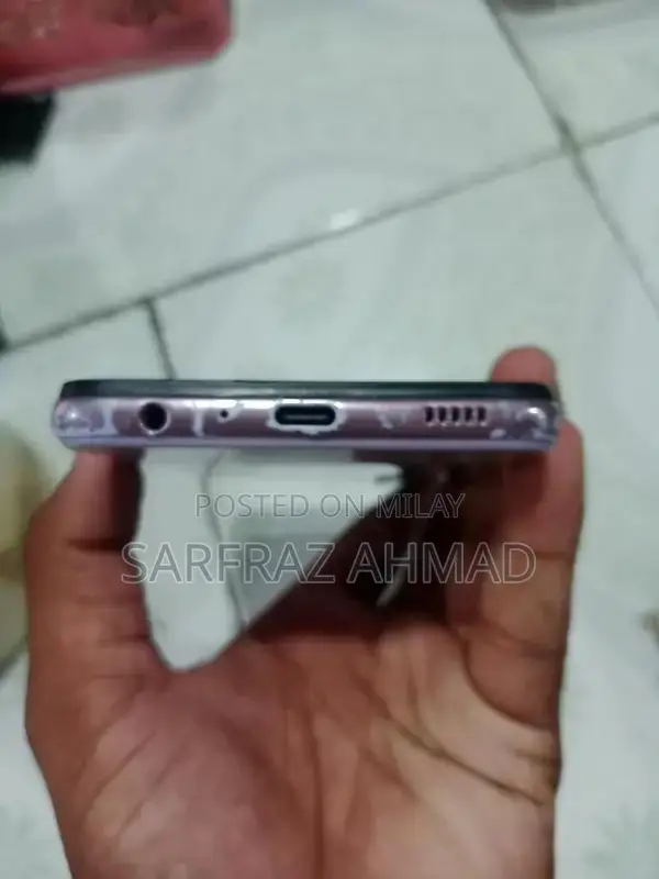 Apple iPhone X 64GB - Functional Battery, Needs Minor Tech Repair