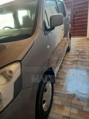 Toyota VXL Wagon: Low Mileage, Power Steering, AC, Bluetooth, New Tire