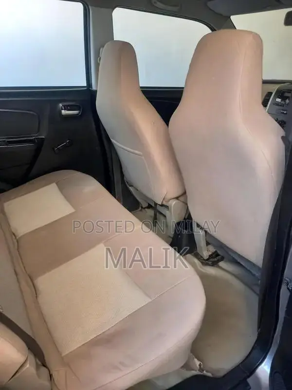 Toyota VXL Wagon: Low Mileage, Power Steering, AC, Bluetooth, New Tire