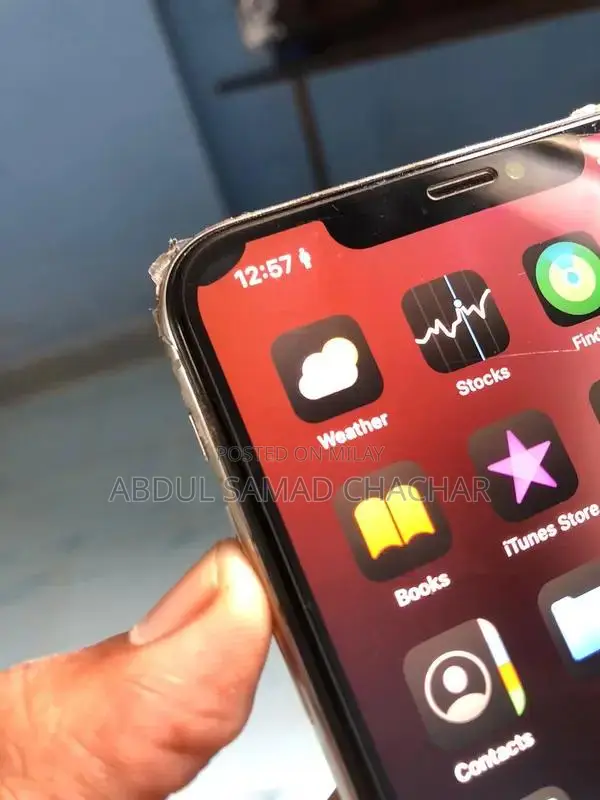 Apple iPhone XS Max 64GB, Original Battery, Minor Screen Dot