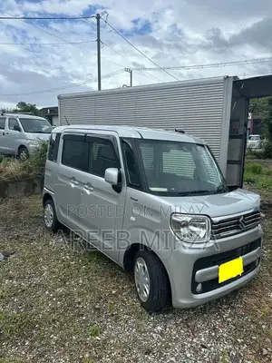 Photo - 2023 Suzuki Spacia Custom Hatchback, Low Mileage, Japanese Import