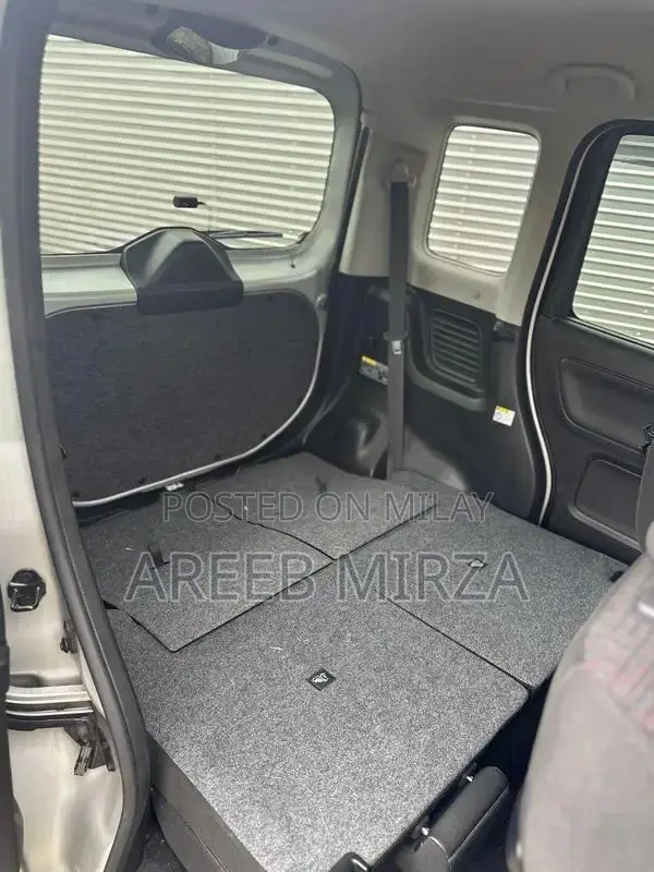2023 Suzuki Spacia Custom Hatchback, Low Mileage, Japanese Import